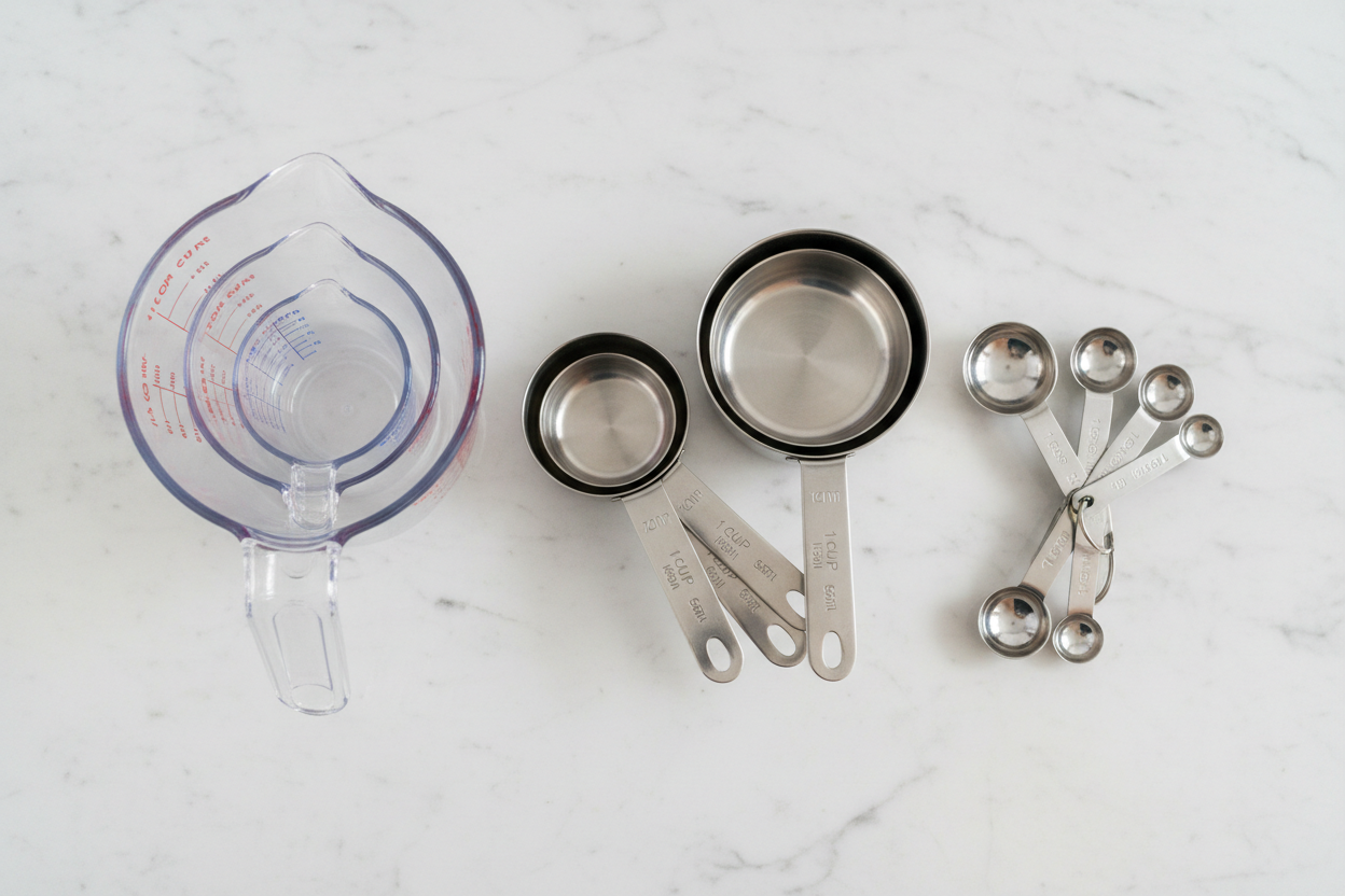 Measuring Cups & Spoons