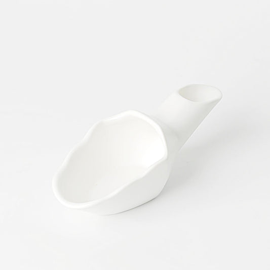 Coffee Bean Measuring Scoop with Funnel Coffee Bean Dosing Cup Ceramic Ground Coffee Spoon For Coffee Tea Sugar Flour (White)