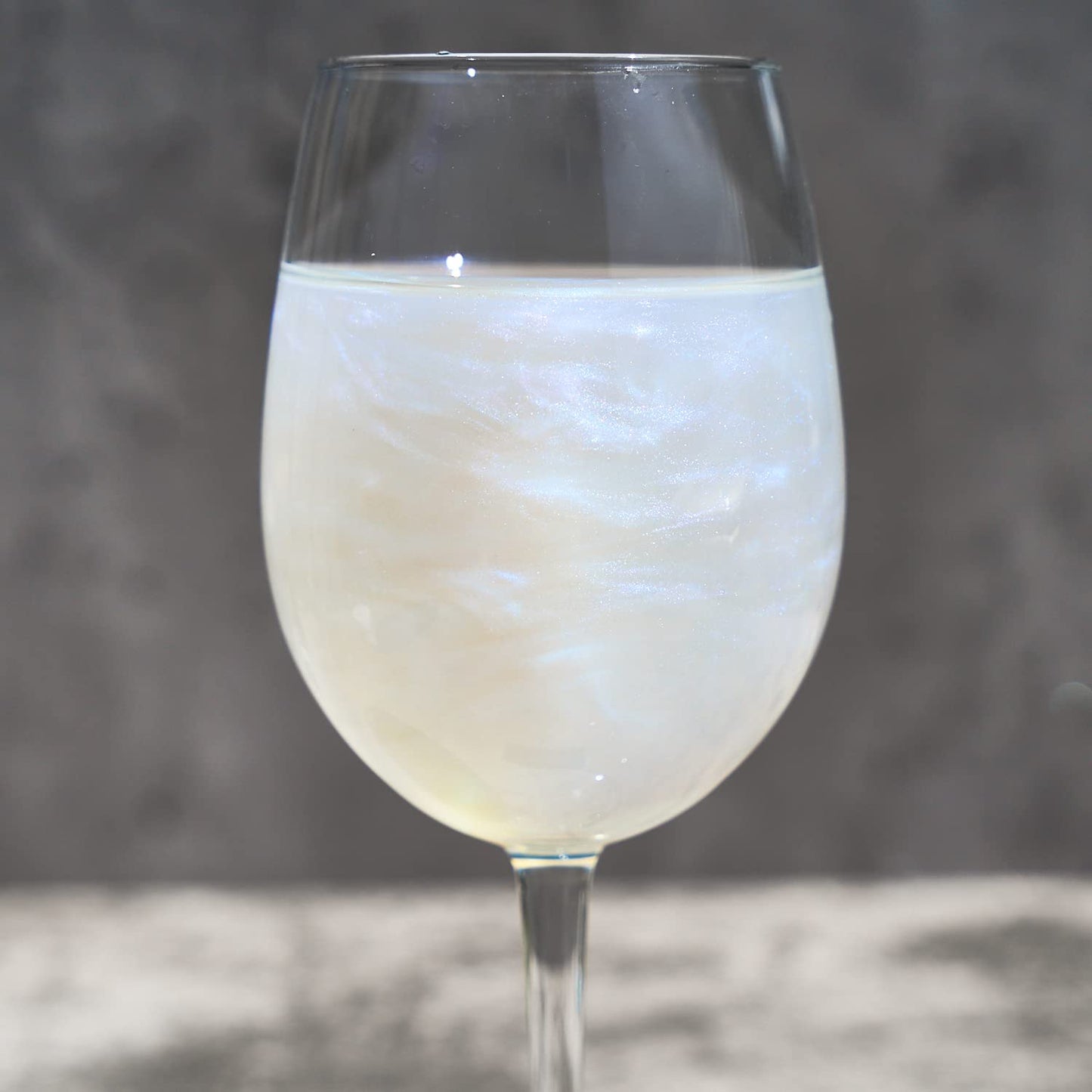 Blue Iridescent BREW GLITTER Edible Glitter For Drinks, Cocktails, Beer, Garnish Glitter & Beverages || 100% Edible & Food Grade | Vegan, Gluten, Nut Free (50g, Blue Iridescent)