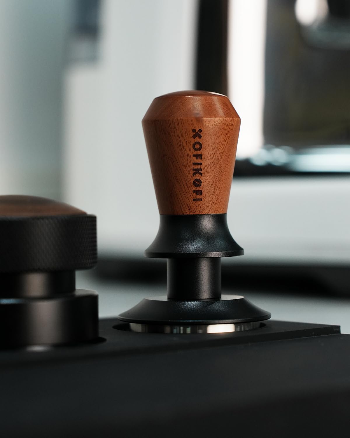 51mm Espresso Tamper, Coffee Tamper with 30lbs Spring Loaded, Barista Espresso Coffee Tamper with Stainless Steel Ripple Base and Rosewood Handle Fits for All 51mm Espresso Machines