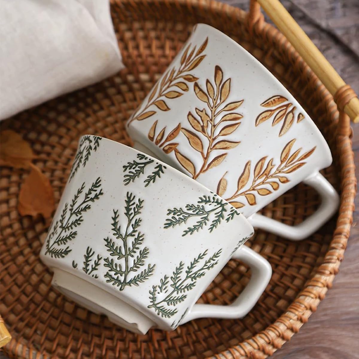 Ceramic Mug Set of 1 With Gold Spoon, 11oz - Vintage Coffee Mug, Pottery Cups for Milk, Latte, Cappuccino, Tea - Porcelain Dishwasher, Microwave Safe Stoneware 1 PCS Brown Leaf Cup
