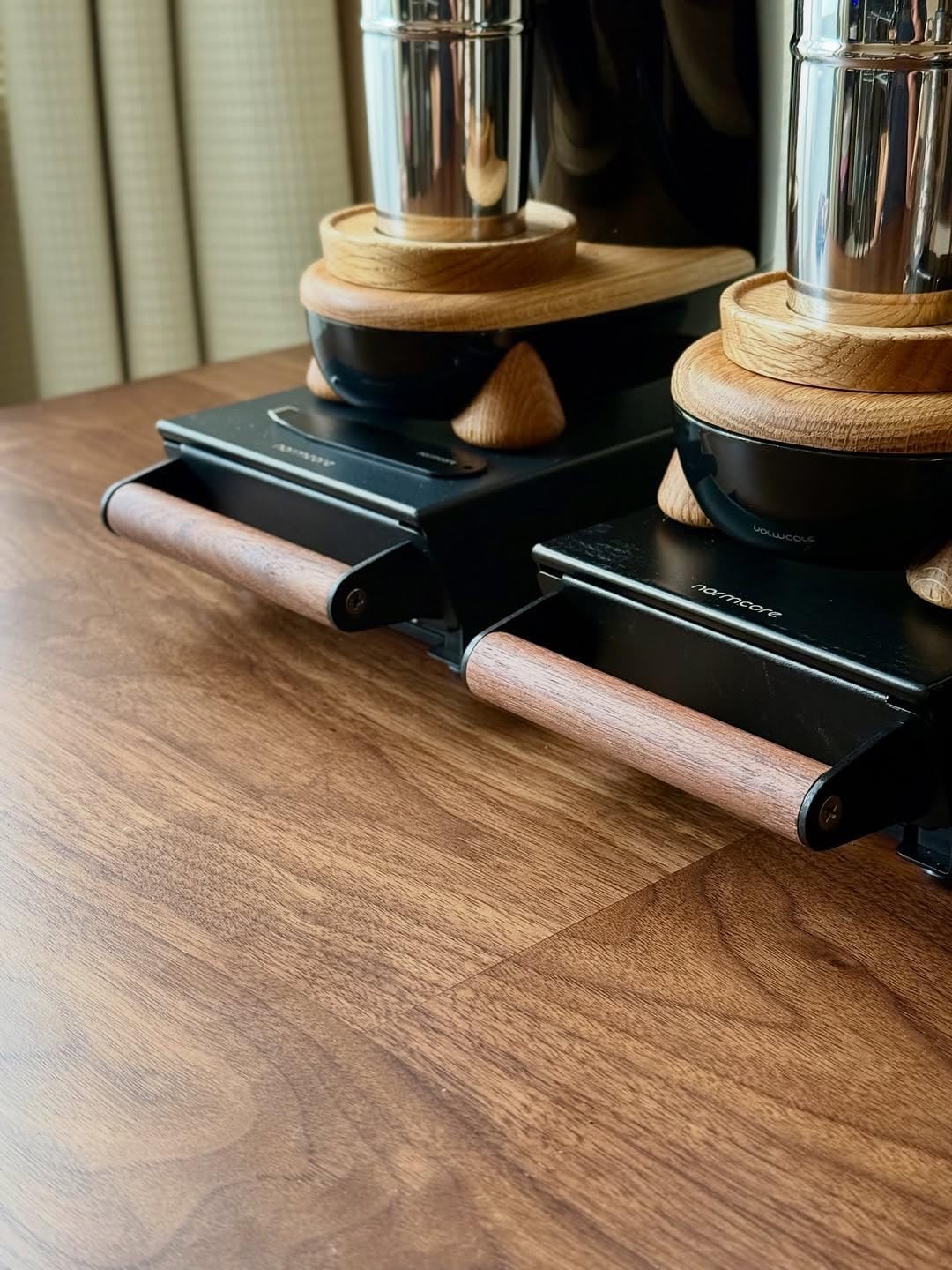 Normcore Espresso Knock Box Drawer, 304 Stainless Steel with Removable Knock Bar, Non-Slip Base & Walnut Wood Handle, Mirror Finish, Size S,Walnut