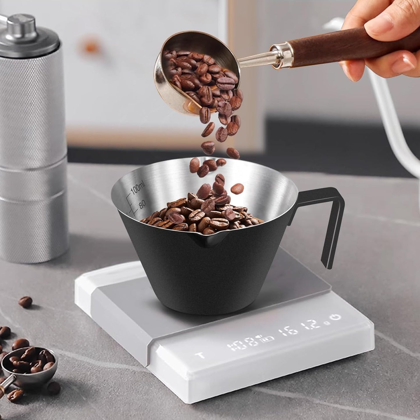 1Pc Stainless Steel Espresso Cups, Double Spout Metal Measuring Cup with Dual Scale, Espresso Shots Cup with Handle, Coffee Bean Weighing (Black), 3.4oz/100ml