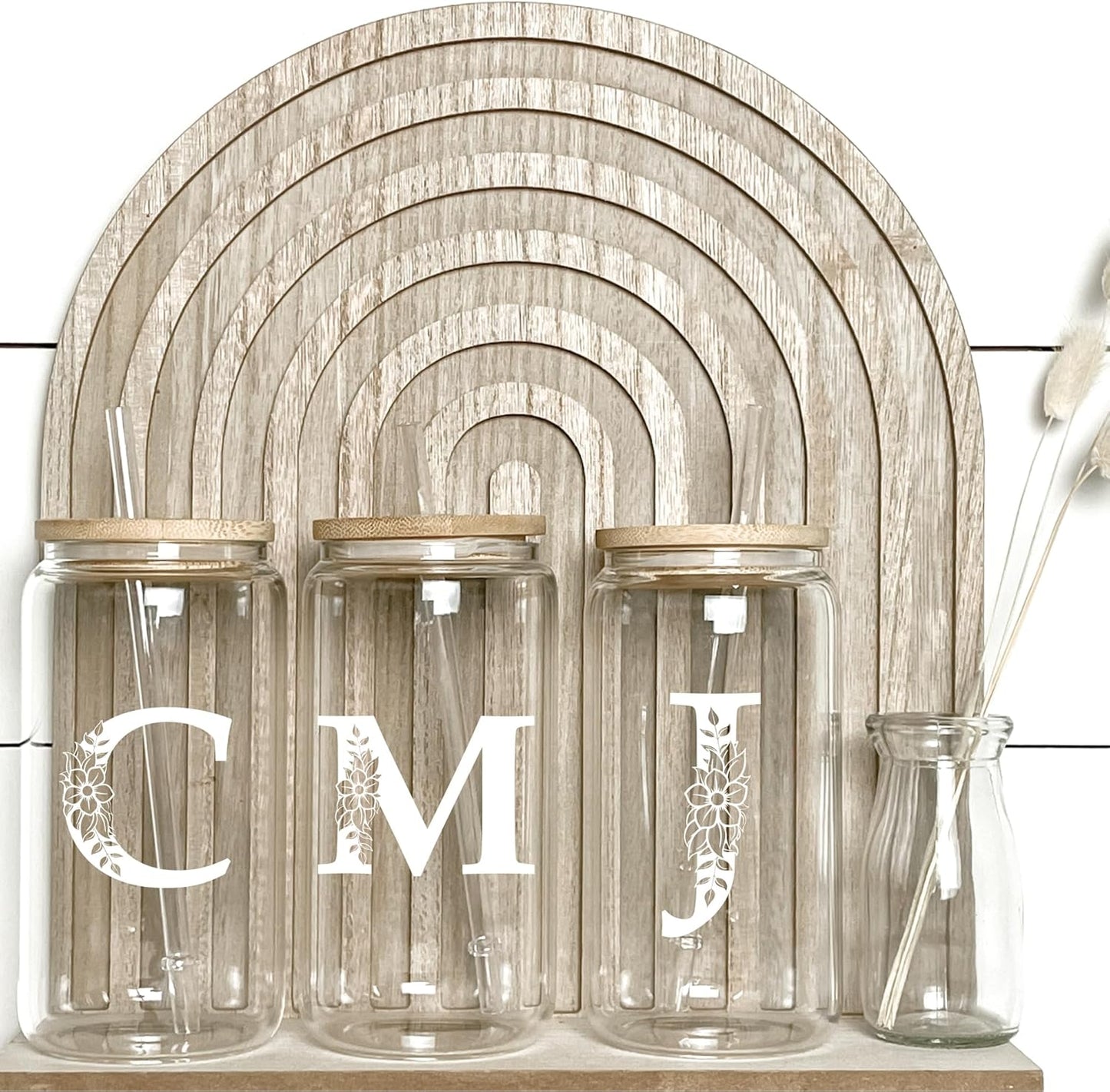 Personalized Gifts for Women, Monogrammed Glass Cups with Lids and Straws, Custom Tumbler, Cute Customized Mug, Aesthetic Stuff, Initial Iced Coffee Cup, Drinking Glasses, Birthday Teacher Gifts, S
