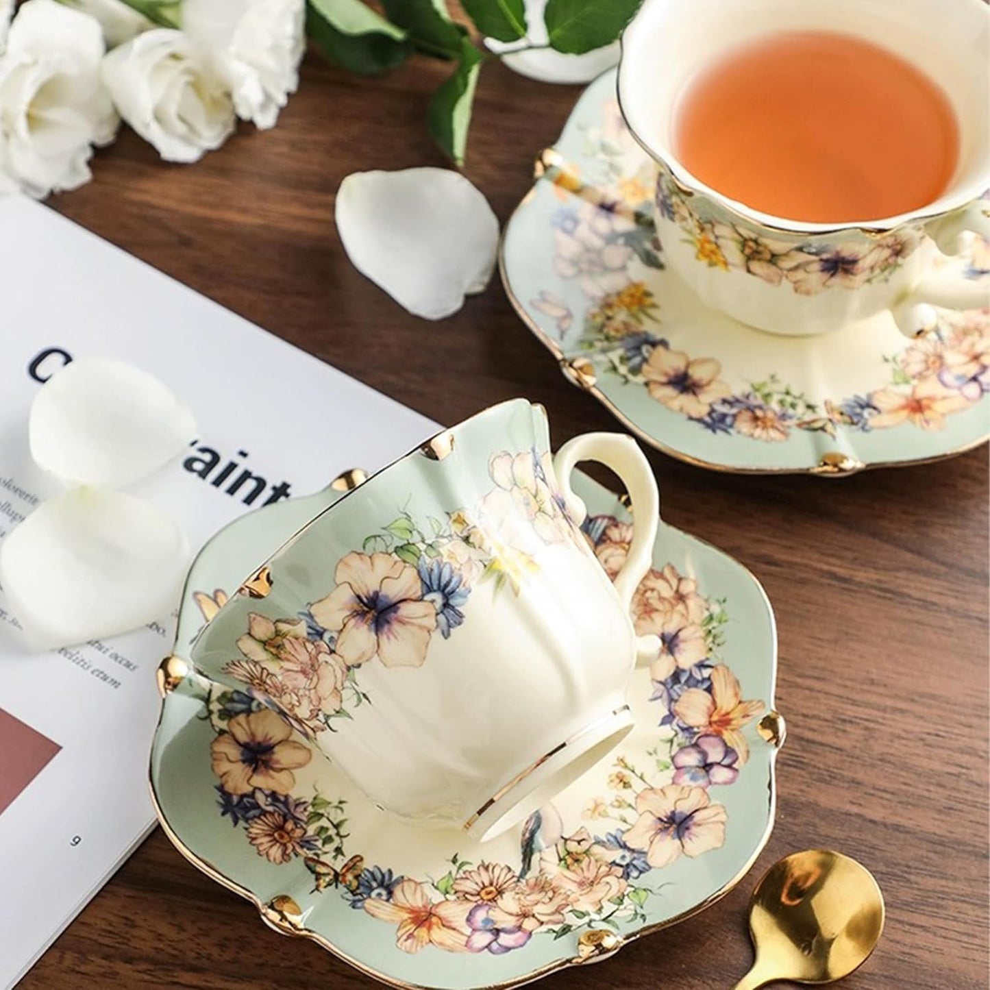 TATSUMI Country Roses Bone China Tea Cup and Saucer Set, 3 Pieces, Vintage Style, For Women and Tea Parties(Dutch Blue,1 Set)